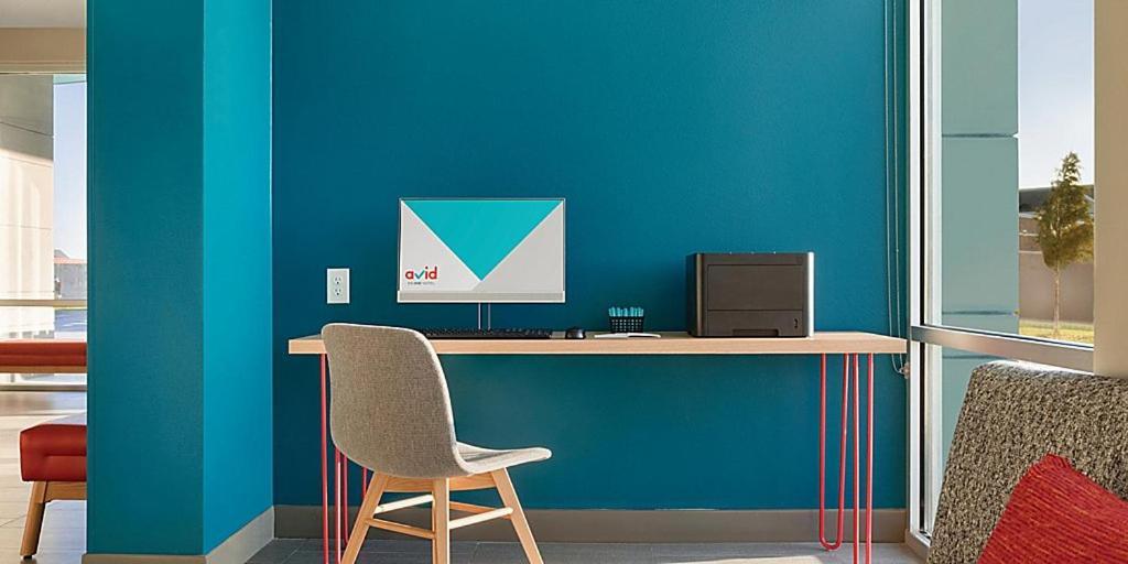 Hotel Avid West